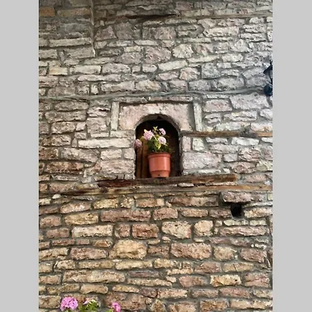 Kubeja Guest House Gjirokastër Extérieur photo