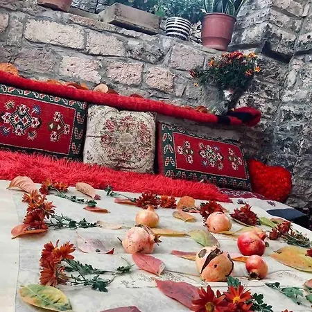 Kubeja Guest House Gjirokastër Extérieur photo
